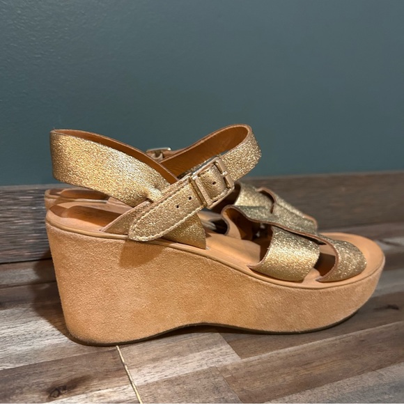 Kork-Ease Gold Metallic Leather Platform Wedge Sandals Size 8 / 39 - Picture 2 of 8